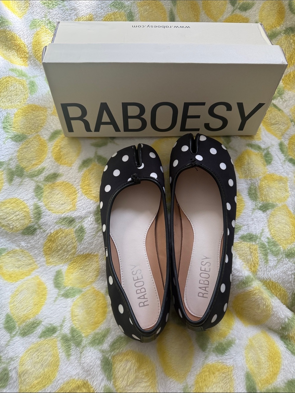 Raboesy Women's Black Polka Dot Tabi Ballet Flats